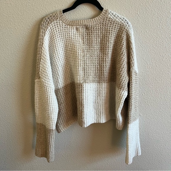 Jessica Simpson Beige Knit Sweater - Picture 9 of 9
